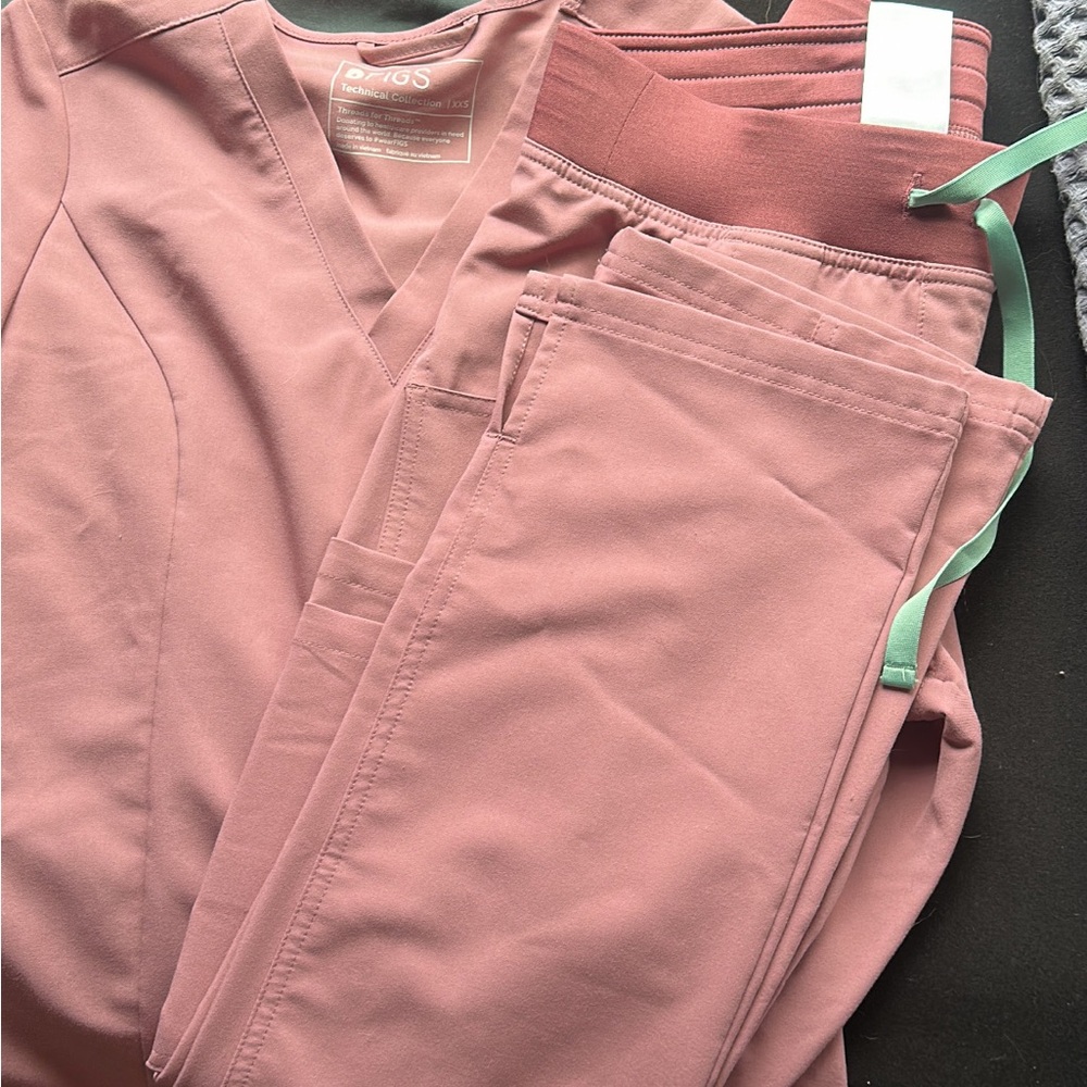 FIGS pants